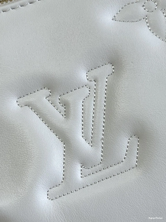 VUITTON LOUIS MOON OVER THE 0821